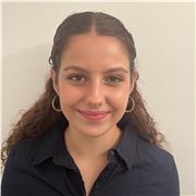 Estudiante universitaria con 3 años de experiencia en el refuerzo escolar.